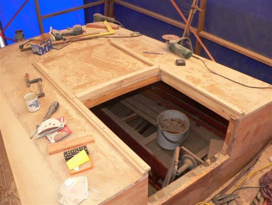 New rails for the hatch are being fitted...